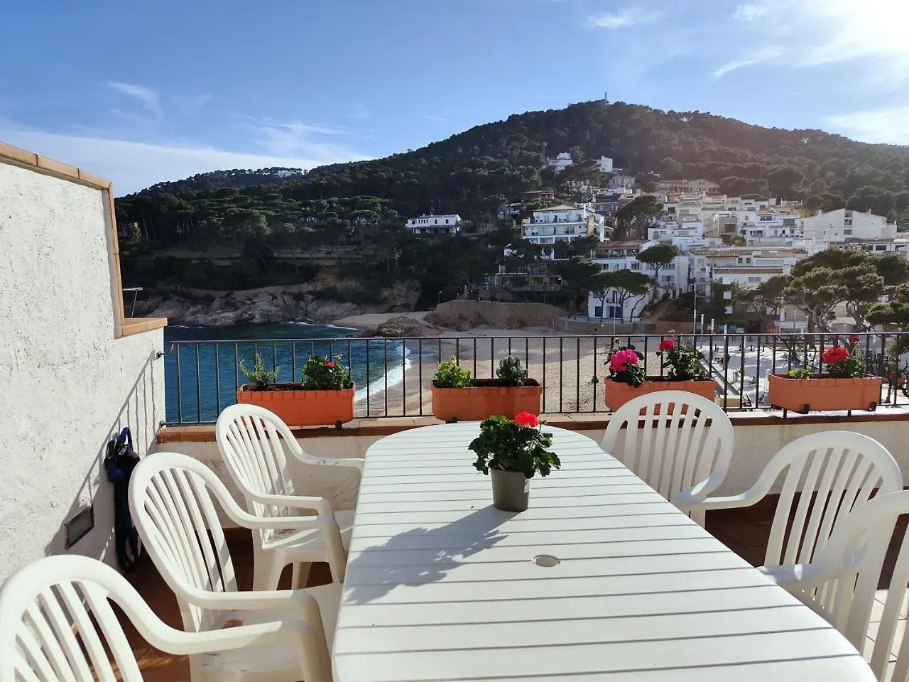 Apartamento Tamariu Platja - Penthouse On Passeig Del Mar.