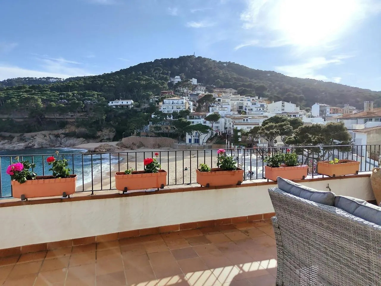 Apartamento Tamariu Platja - Penthouse On Passeig Del Mar.