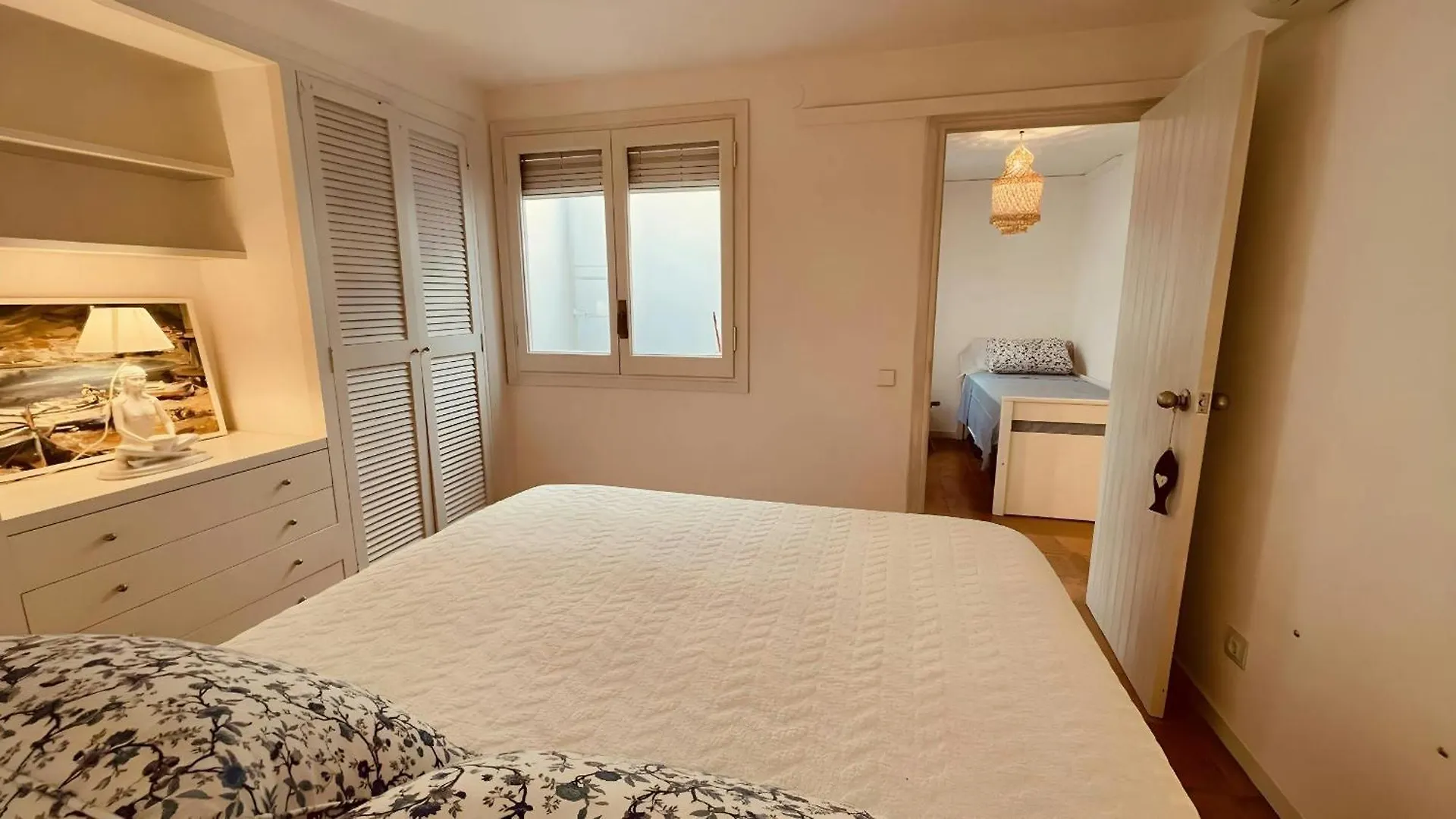 Apartamento Tamariu Platja - Penthouse On Passeig Del Mar.