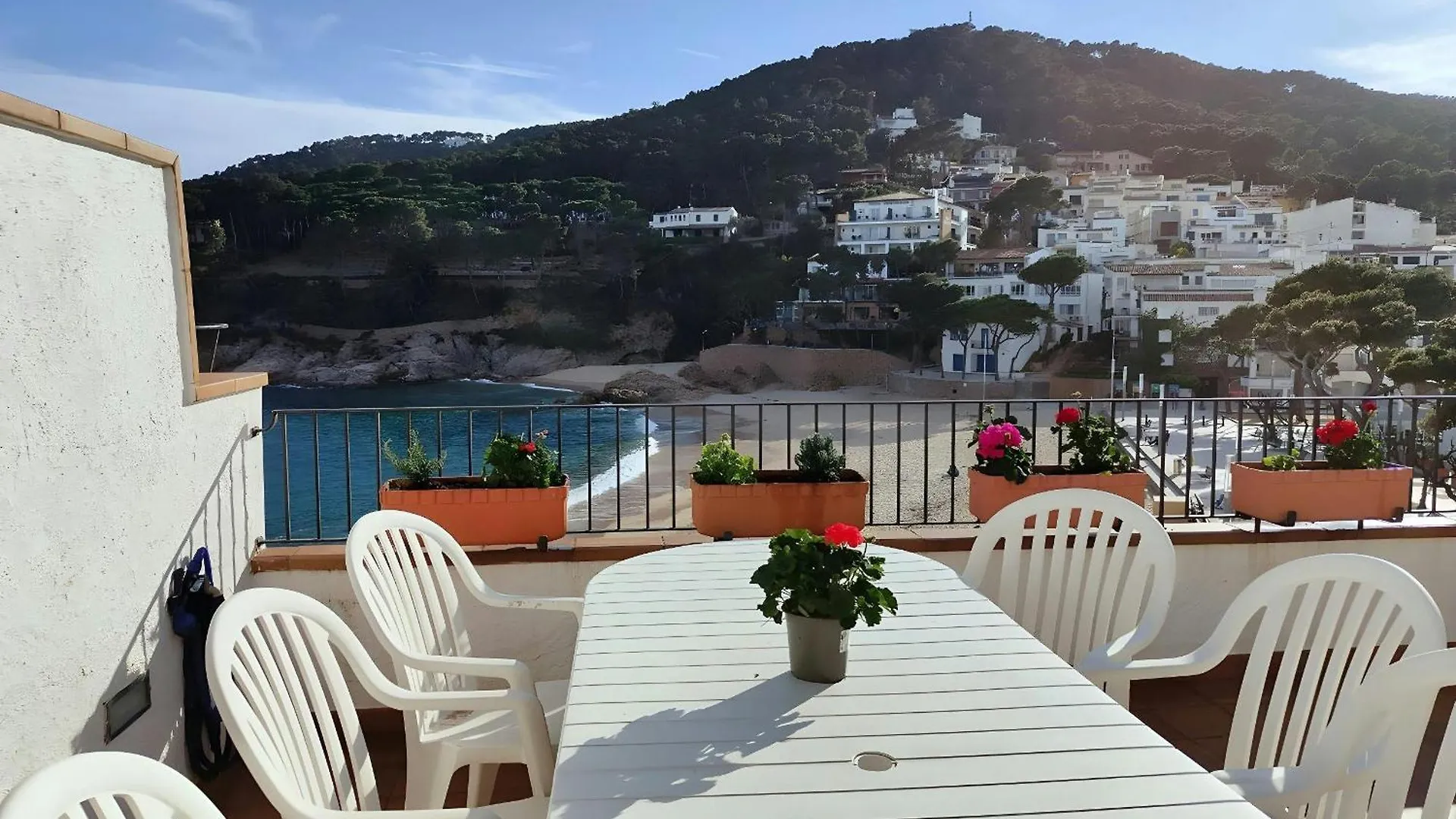 شقة Tamariu Platja - Penthouse On Passeig Del Mar.
