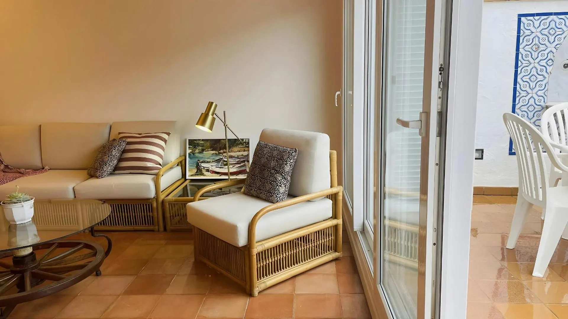 Apartamento Tamariu Platja - Penthouse On Passeig Del Mar.